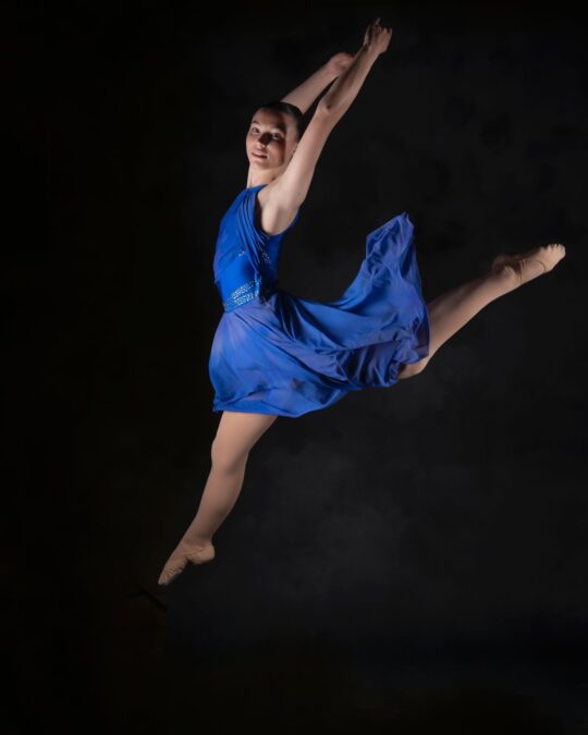 en Pointe_Competition Team_Valentina bf45c881-8609-4d65-b665-db32da2148f3